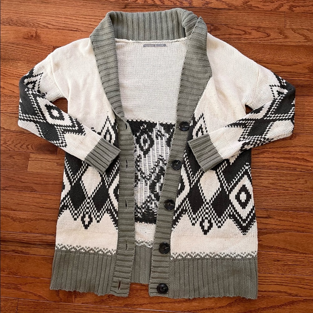 Heavy duty cardigan. Size Small.